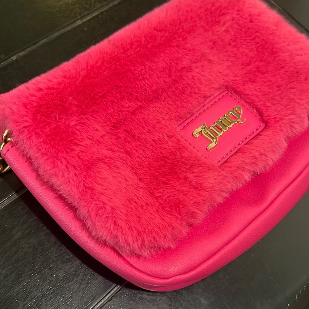 NWOT Juicy Couture Hot Pink Fluff Crossbody Bag - Picture 4 of 8